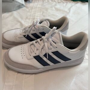 Adidas Courtblock Sneaker